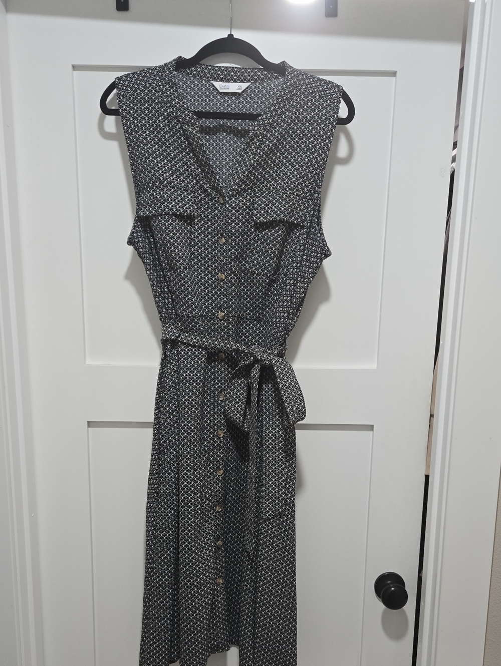 Croft & Barrow Sleeveless Button-Front Black Printed Belted Midi Dress NWOT